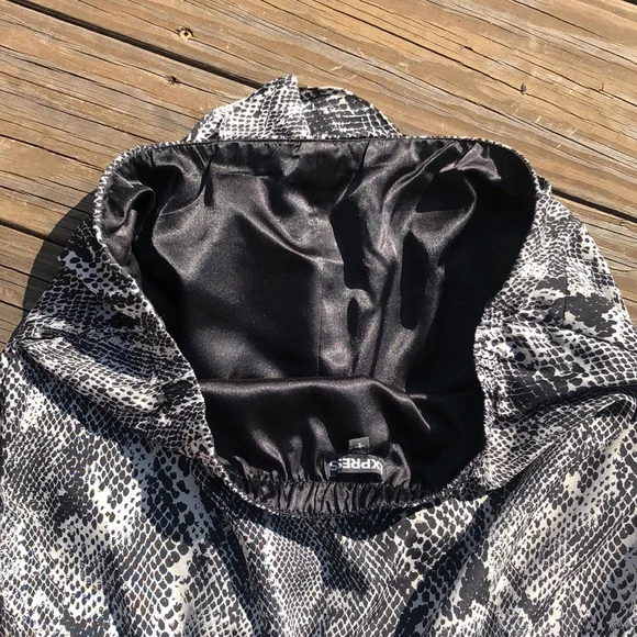 Python Romper by Express - Picture 4 of 14